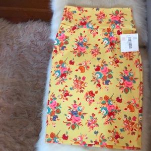 LuLaRoe Cassie floral size Xs